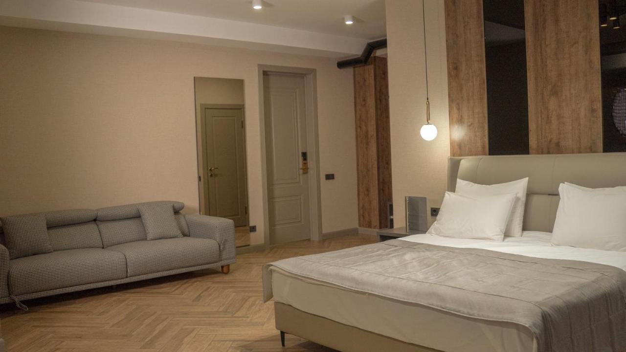 Five Hotel Biszkek Zewnętrze zdjęcie