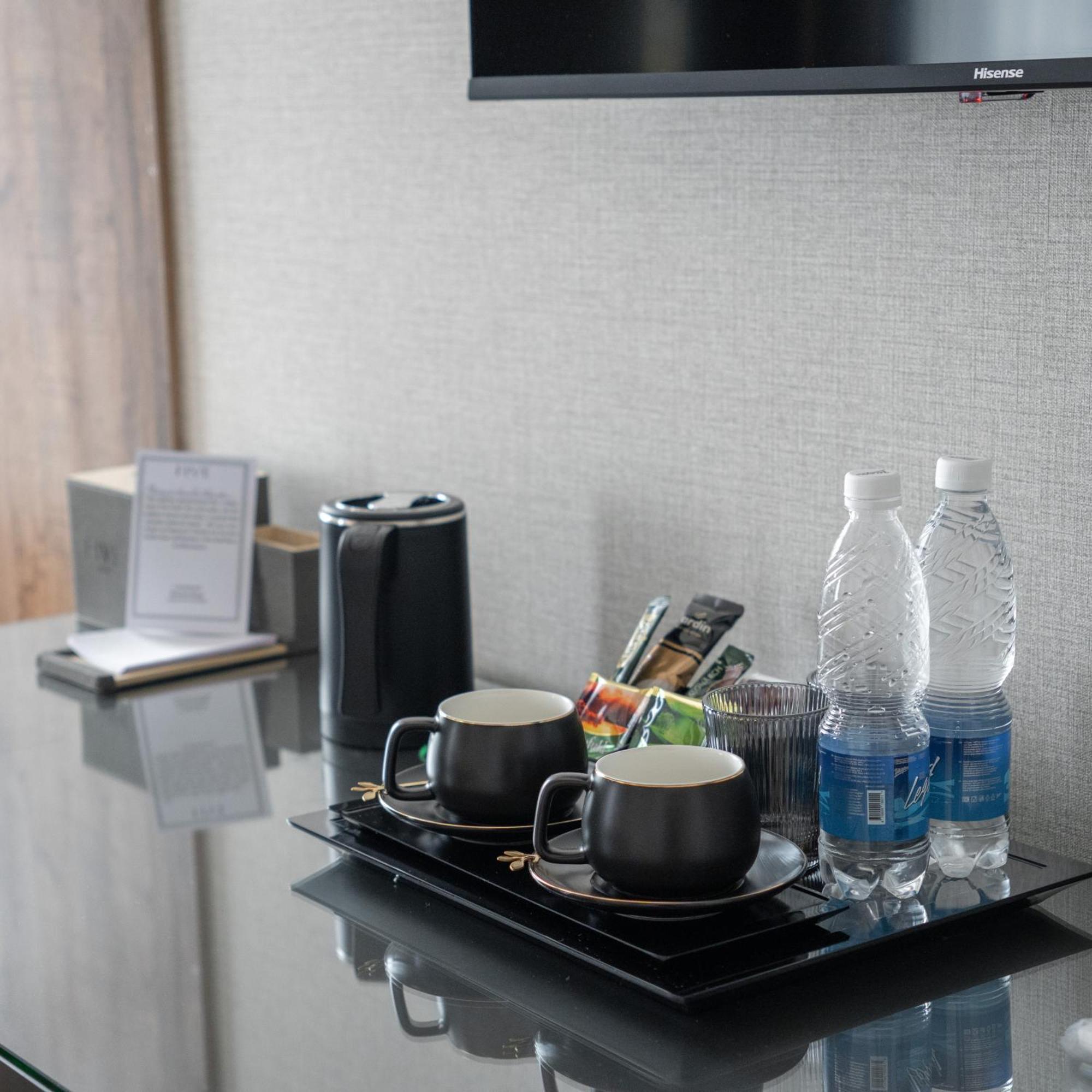 Five Hotel Biszkek Zewnętrze zdjęcie
