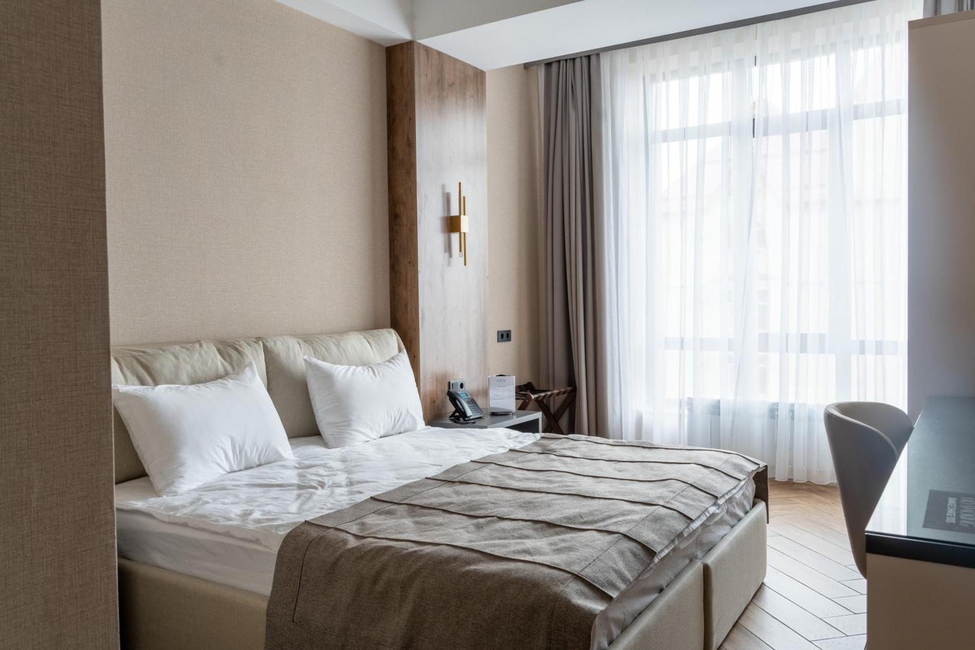 Five Hotel Biszkek Zewnętrze zdjęcie