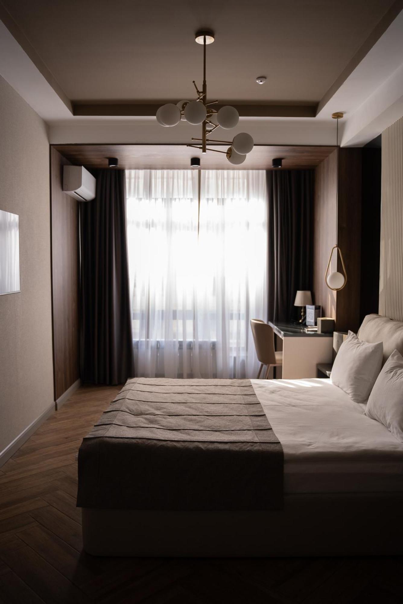 Five Hotel Biszkek Zewnętrze zdjęcie